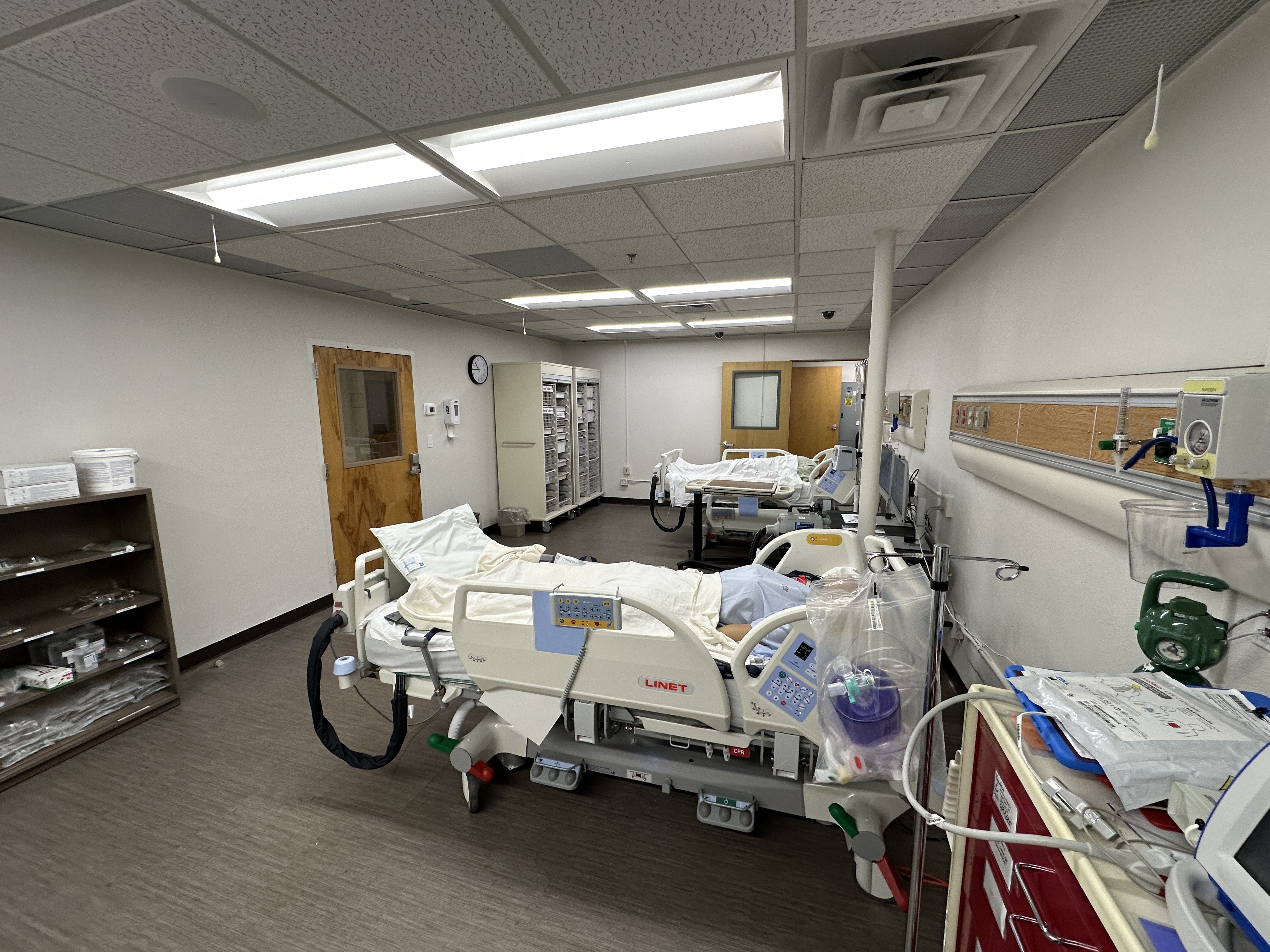YRMC Opens New Simulation Lab to Advance Clinical Education Dignity Health Yavapai regional medical center new stimulation lab